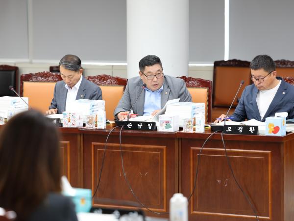 전라남도 2024회계연도 결산 및 예비비 심사 첨부이미지 : 25년06월12일 전라남도 2024회계연도 결산 및 예비비 심사 - 010.jpg