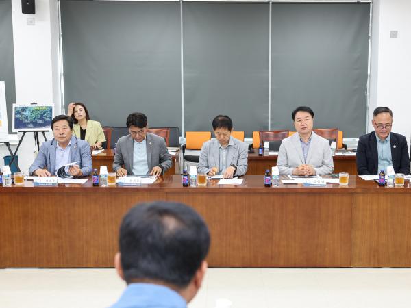 농수산위원회 현지활동 ‘해양수산과학원 수산종자연구소’ 첨부이미지 : 25년06월10일 농수산위원회 현지활동 ‘해양수산과학원 수산종자연구소’ (2).jpg