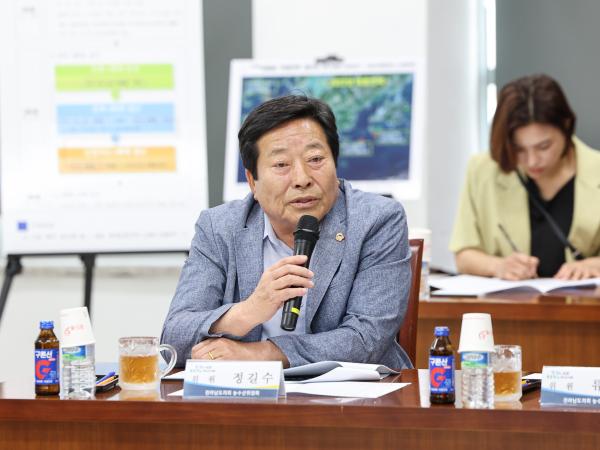 농수산위원회 현지활동 ‘해양수산과학원 수산종자연구소’ 첨부이미지 : 25년06월10일 농수산위원회 현지활동 ‘해양수산과학원 수산종자연구소’ (14).jpg