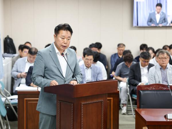 제391회 제1차 정례회 보건복지환경위원회 회의 첨부이미지 : 25년06월10일 제391회 제1차 정례회 보건복지환경위원회 회의 (8).jpg