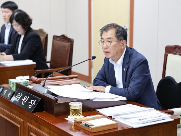 제391회 제1차 정례회 보건복지환경위원회 회의 첨부이미지 : 25년06월10일 제391회 제1차 정례회 보건복지환경위원회 회의 (4).jpg