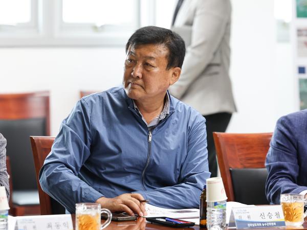 농수산위원회 현지활동 ‘해양수산과학원 수산종자연구소’ 첨부이미지 : 25년06월10일 농수산위원회 현지활동 ‘해양수산과학원 수산종자연구소’ (10).jpg