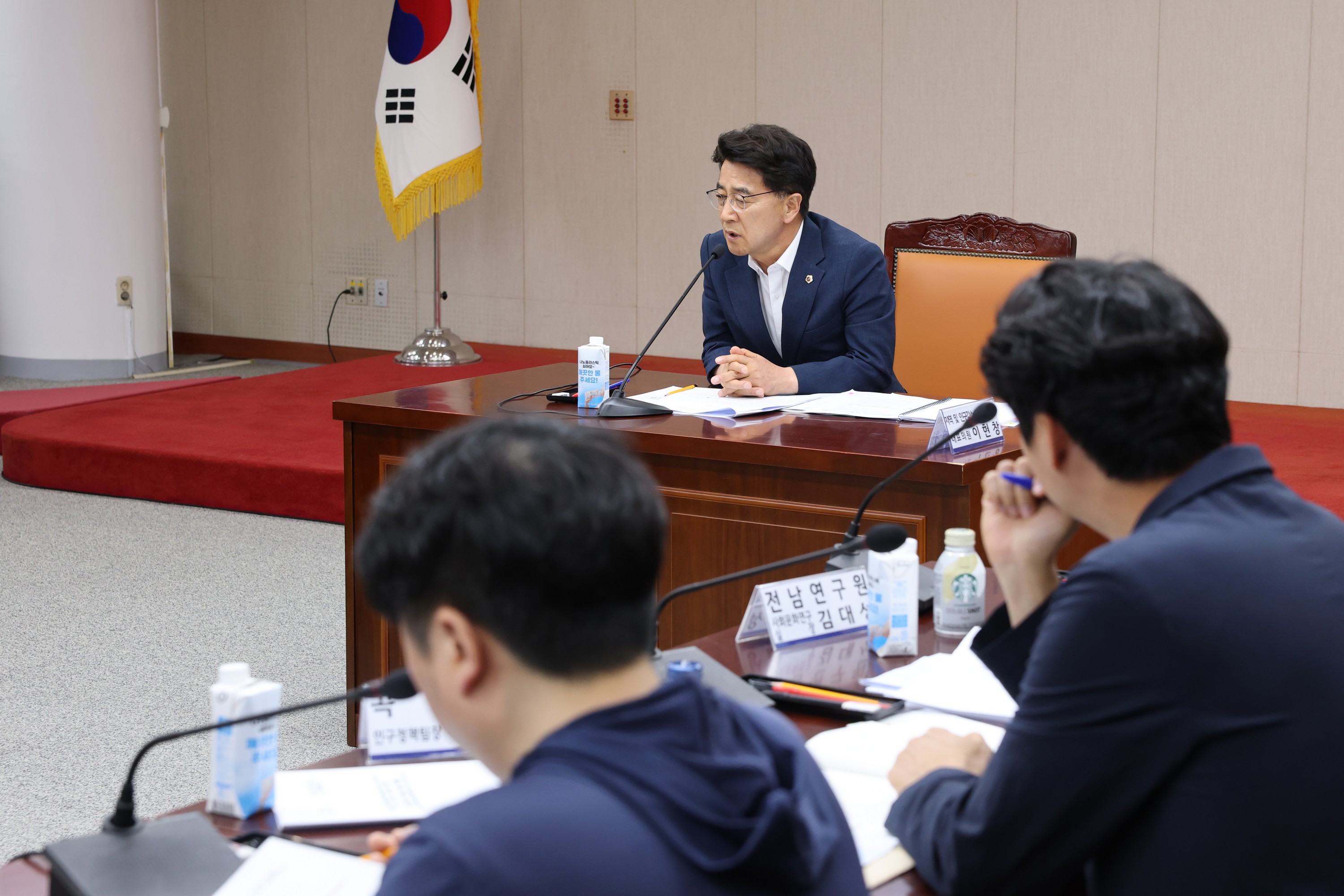 지역 및 인구감소 대응 연구회 간담회 첨부이미지 : 25년06월17일 지역 및 인구감소 대응 연구회 간담회 - 025.jpg