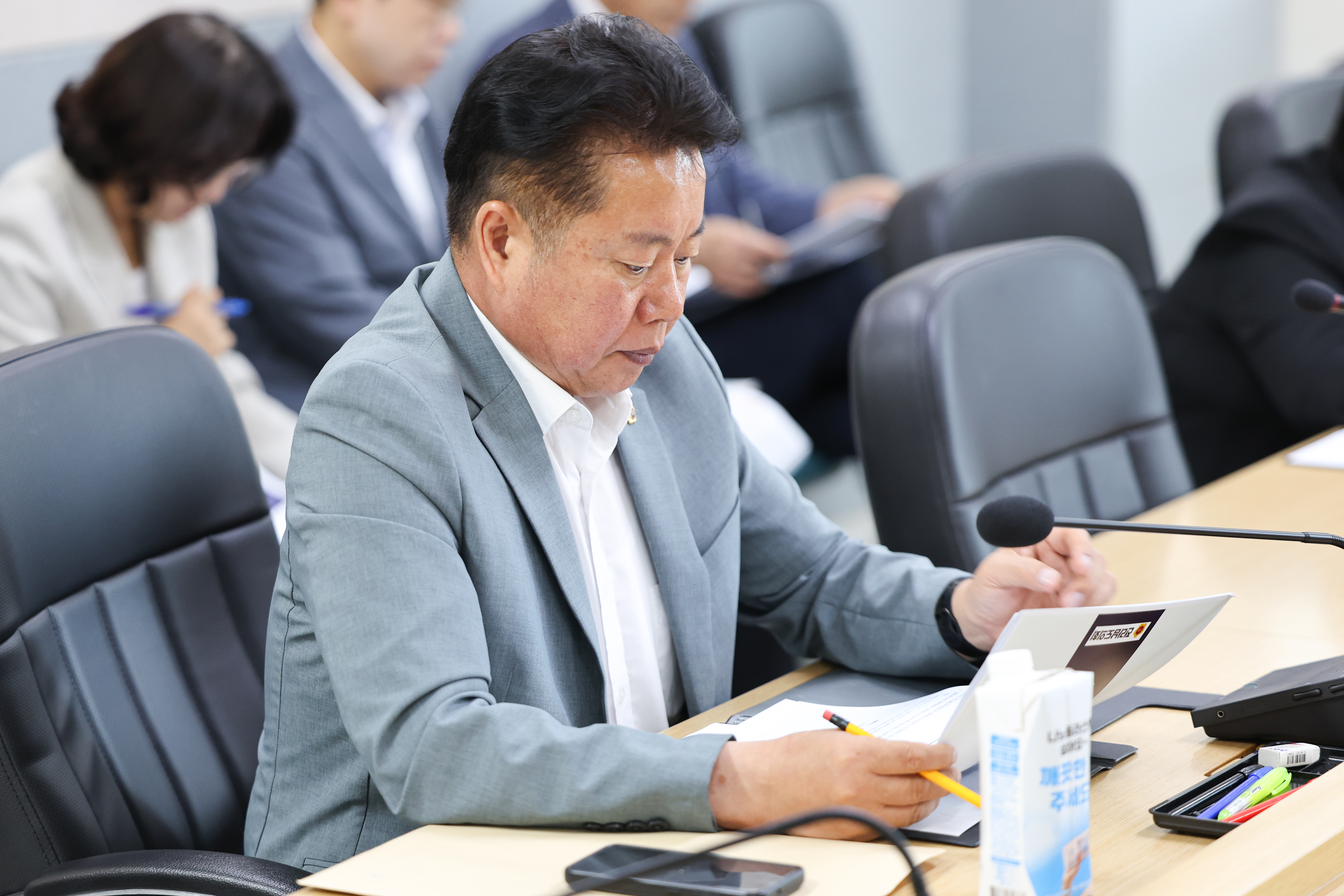 전남 미래형 늘봄교육 정책연구회 간담회 첨부이미지 : 25년06월17일 전남 미래형 늘봄교육 정책연구회 간담회 (2).jpg