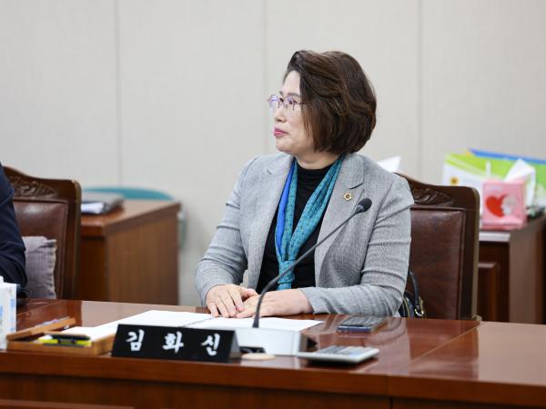 2026 여수세계섬박람회 지원 특별위원회 첨부이미지 : 25년6월17일 2026 여수세계섬박람회 지원 특별위원회 (26).jpg