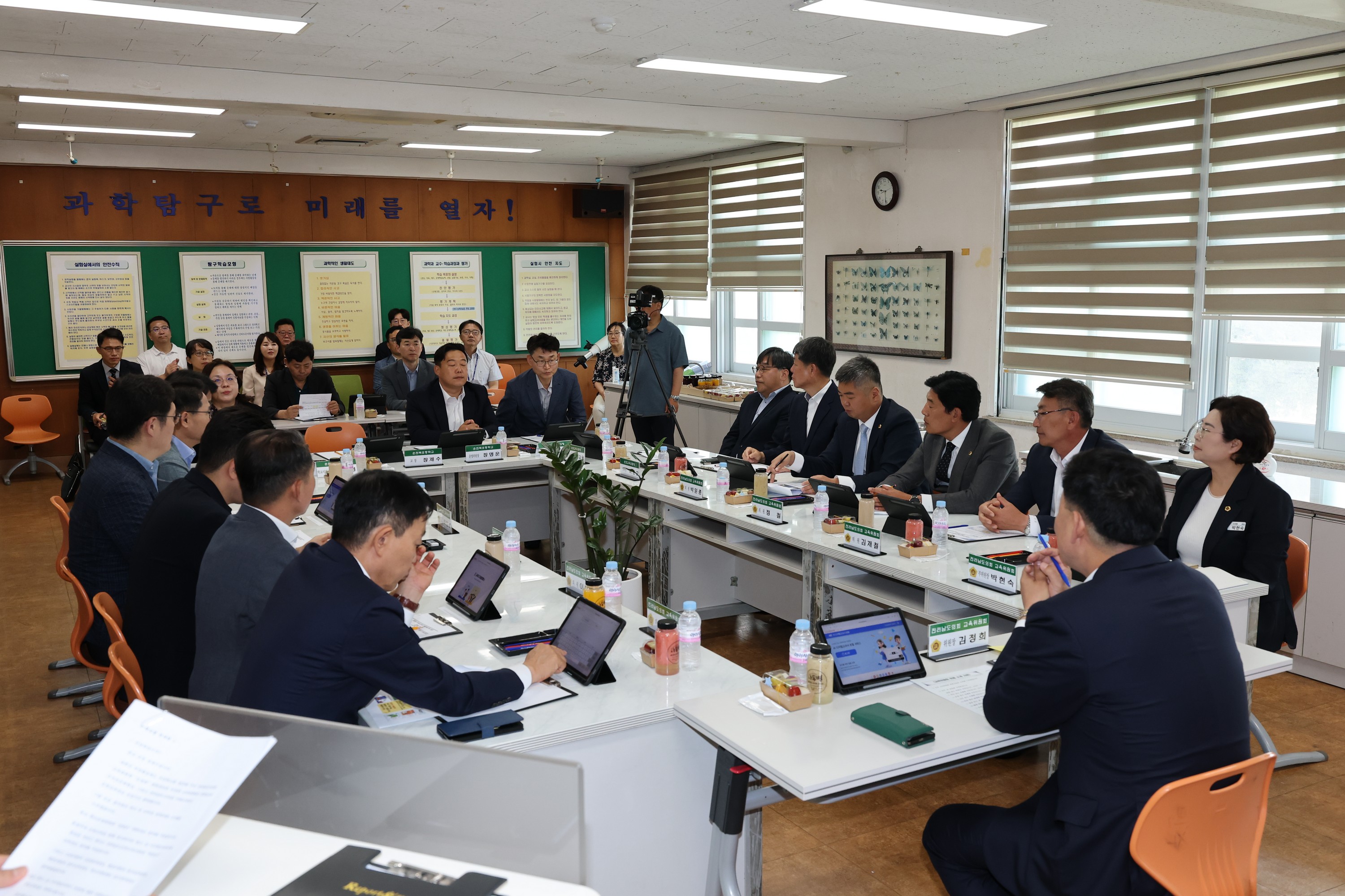 제391회 정례회 교육위원회 순천북초등학교 현지활동 첨부이미지 : 25년06월10일 제391회 정례회 교육위원회 순천북초등학교 현지활동 - 006.jpg