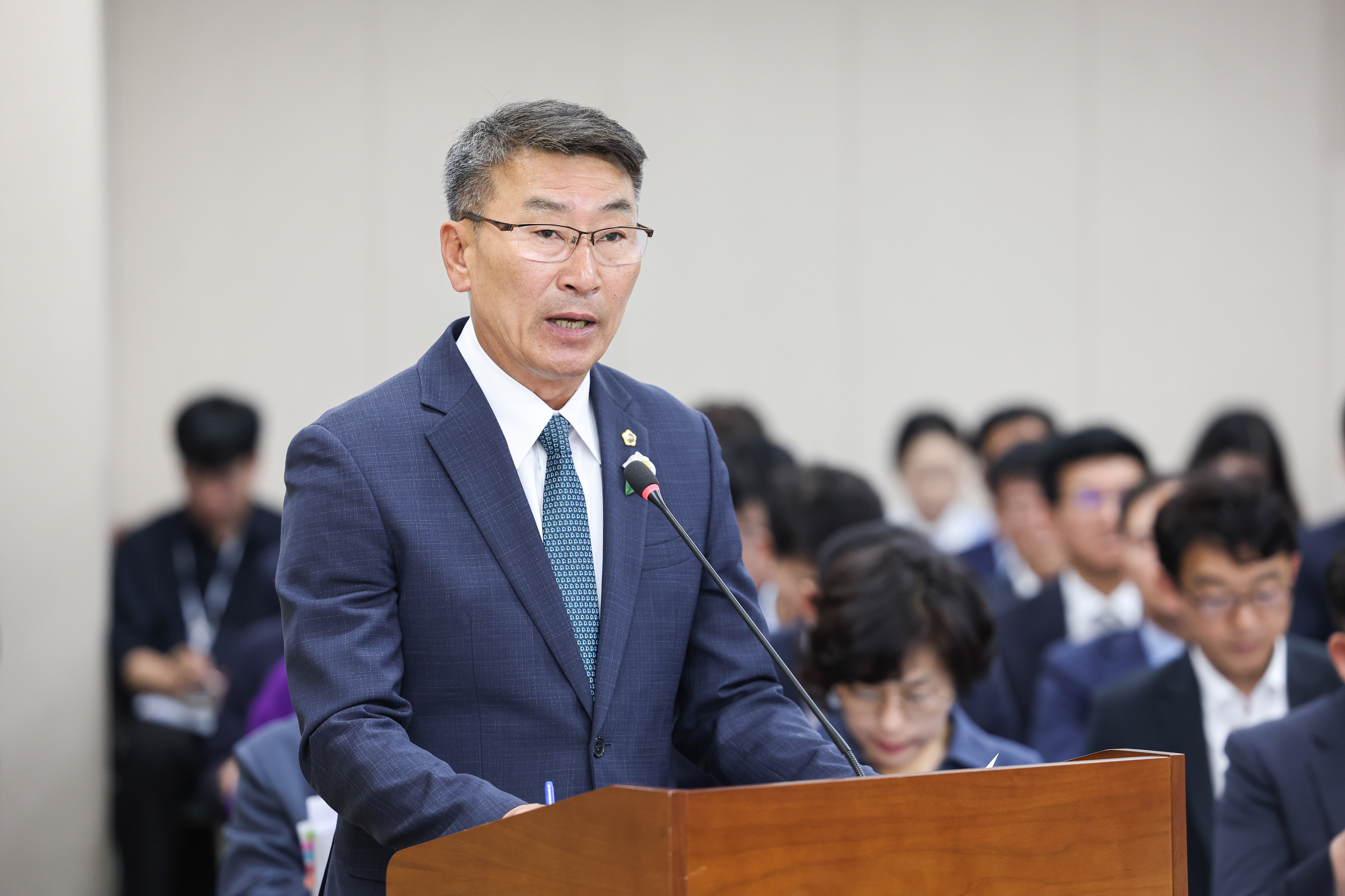 제391회 제1차 정례회 교육위원회 회의 첨부이미지 : 25년06월09일 제391회 제1차 정례회 교육위원회 회의 (18).jpg