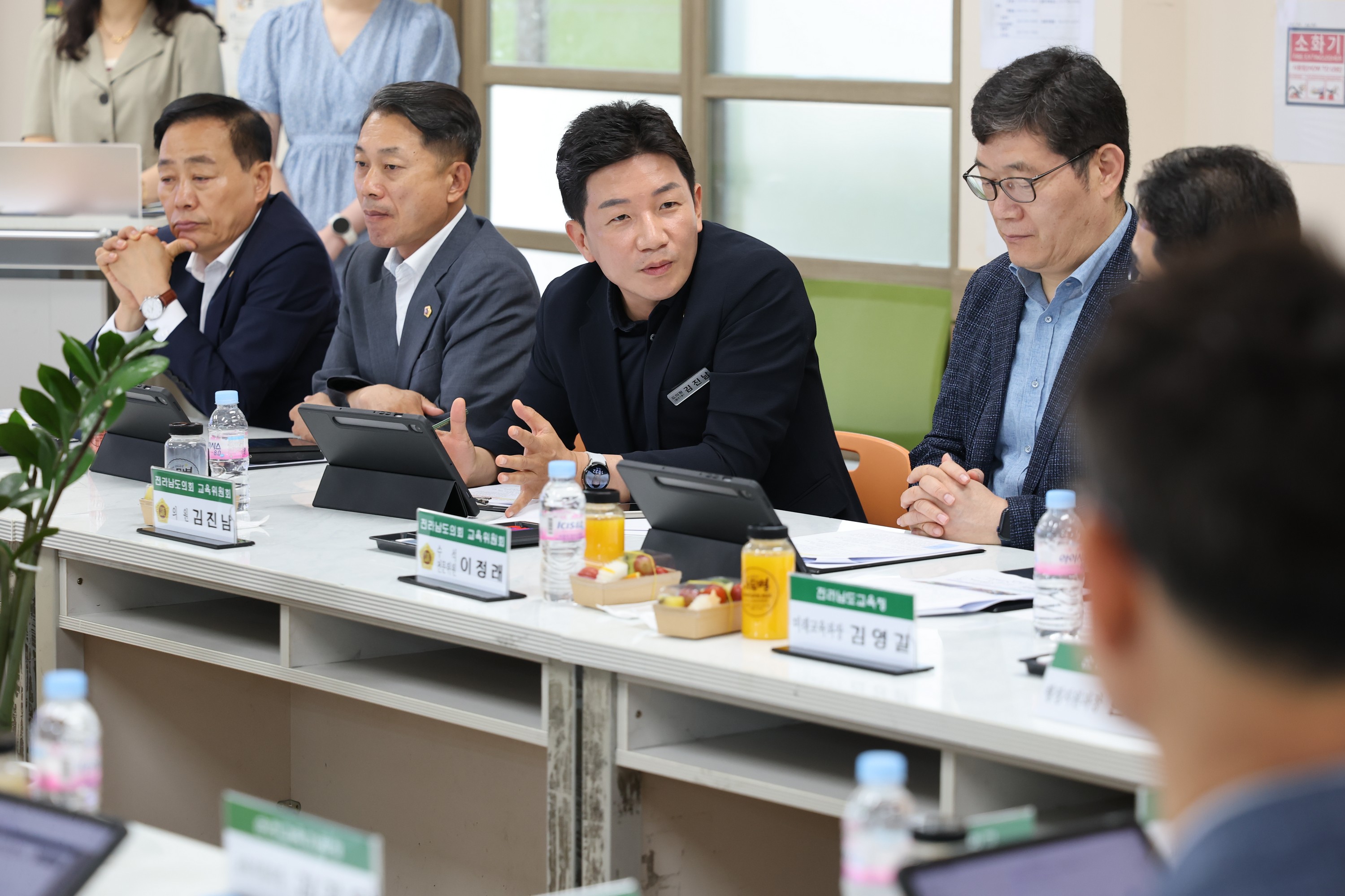 제391회 정례회 교육위원회 순천북초등학교 현지활동 첨부이미지 : 25년06월10일 제391회 정례회 교육위원회 순천북초등학교 현지활동 - 053.jpg
