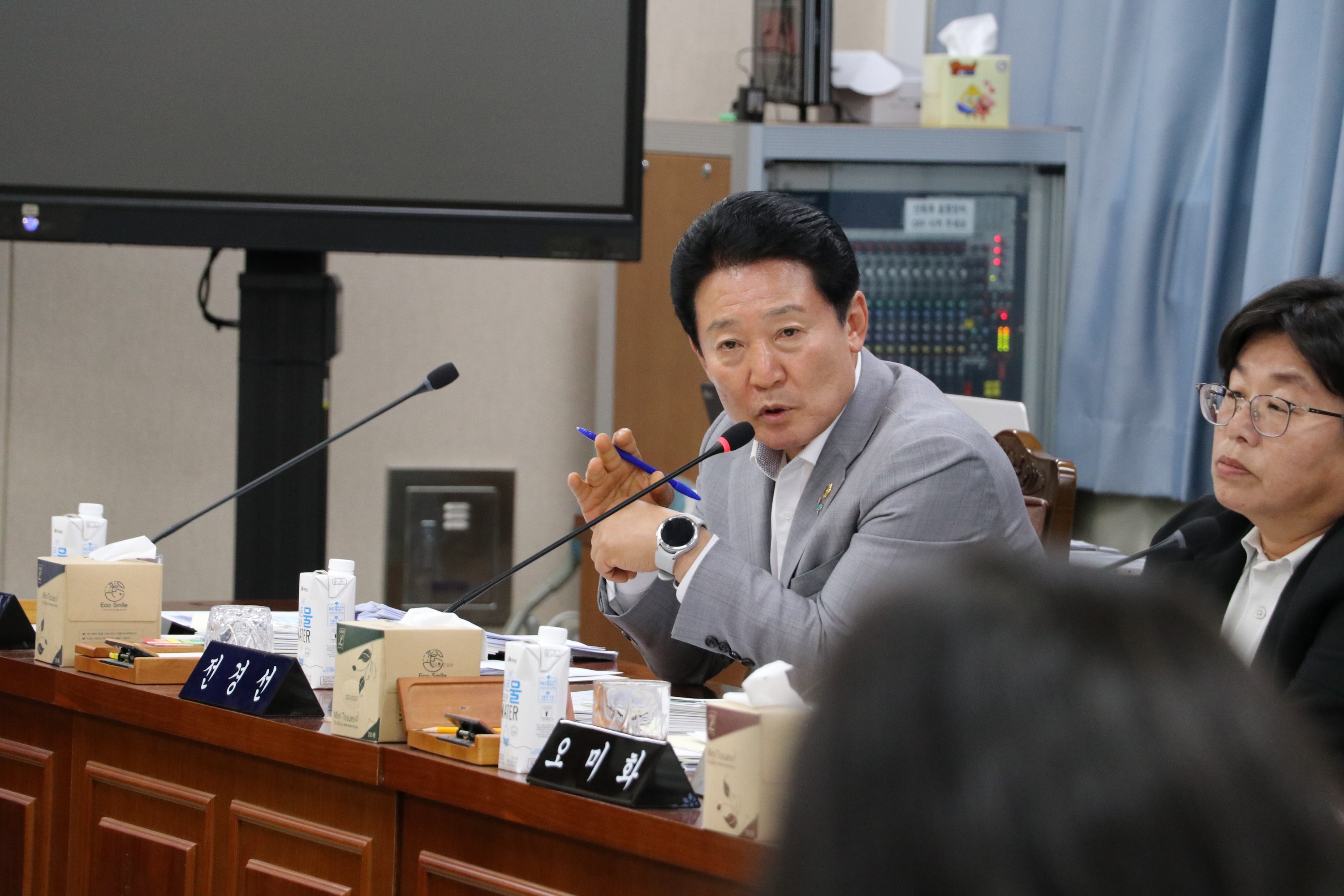 제391회 정례회 기획행정위원회 회의 첨부이미지 : 25년06월10일 제391회 정례회 기획행정위원회 회의 - 003.jpg