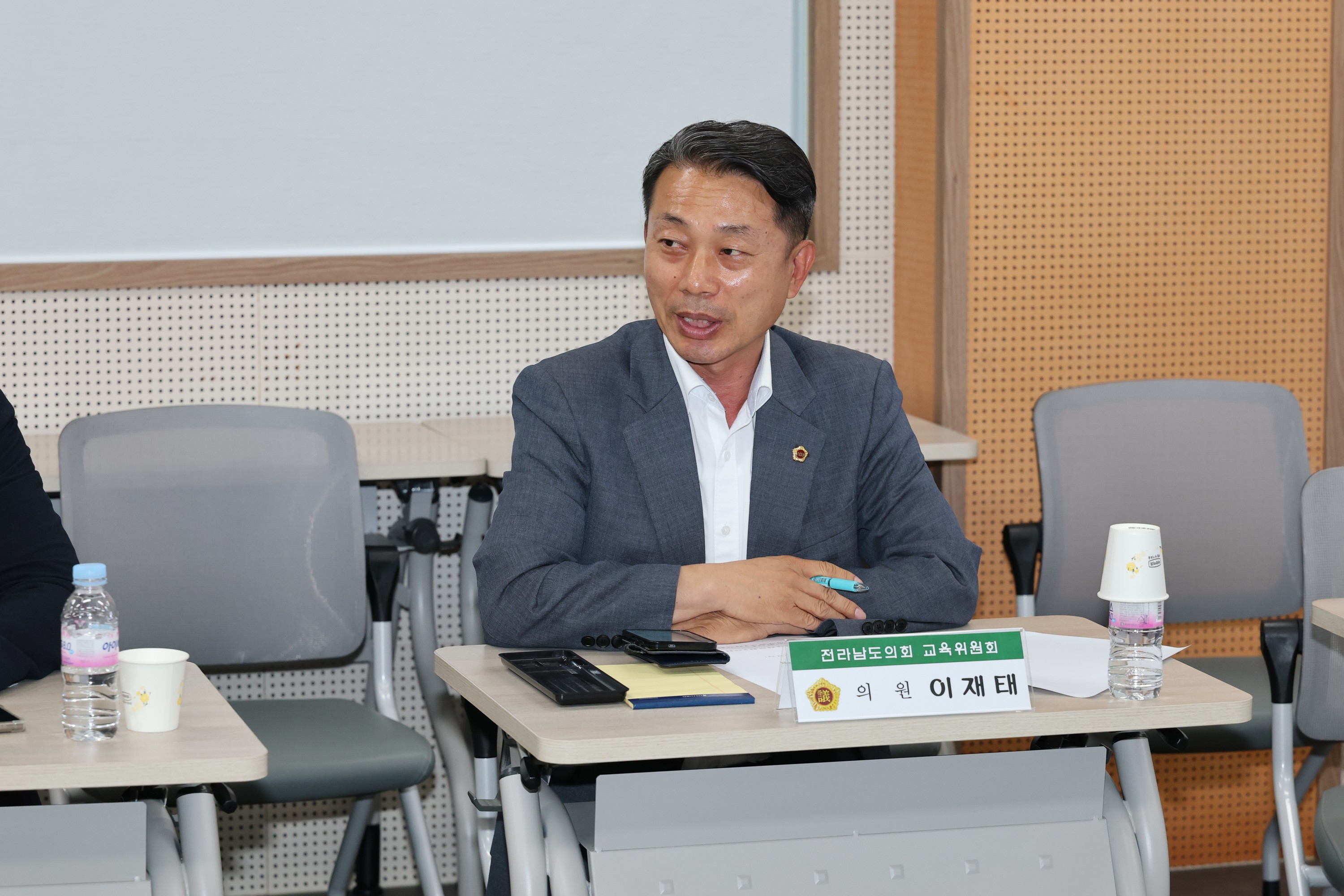 제391회 정례회 교육위원회 순천매산고등학교 현지활동 첨부이미지 : 25년06월10일 제391회 정례회 교육위원회 순천매산고등학교 현지활동 - 020.jpg