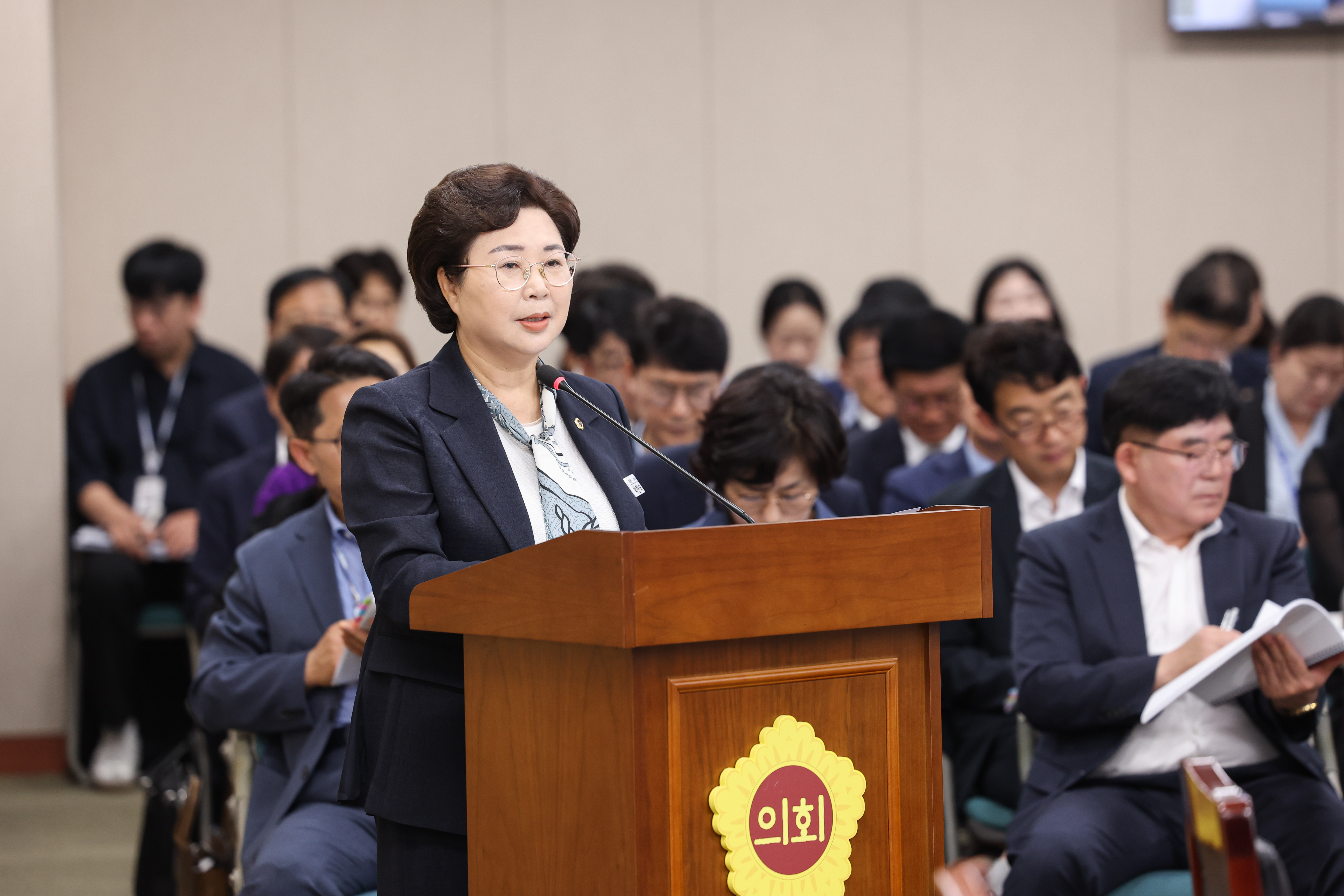 제391회 제1차 정례회 교육위원회 회의 첨부이미지 : 25년06월09일 제391회 제1차 정례회 교육위원회 회의 (26).jpg