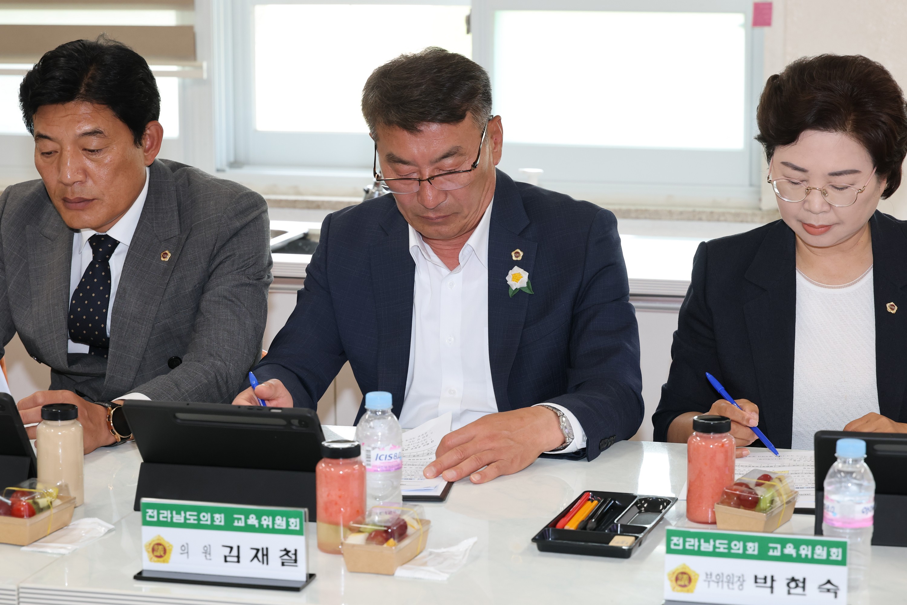 제391회 정례회 교육위원회 순천북초등학교 현지활동 첨부이미지 : 25년06월10일 제391회 정례회 교육위원회 순천북초등학교 현지활동 - 013.jpg