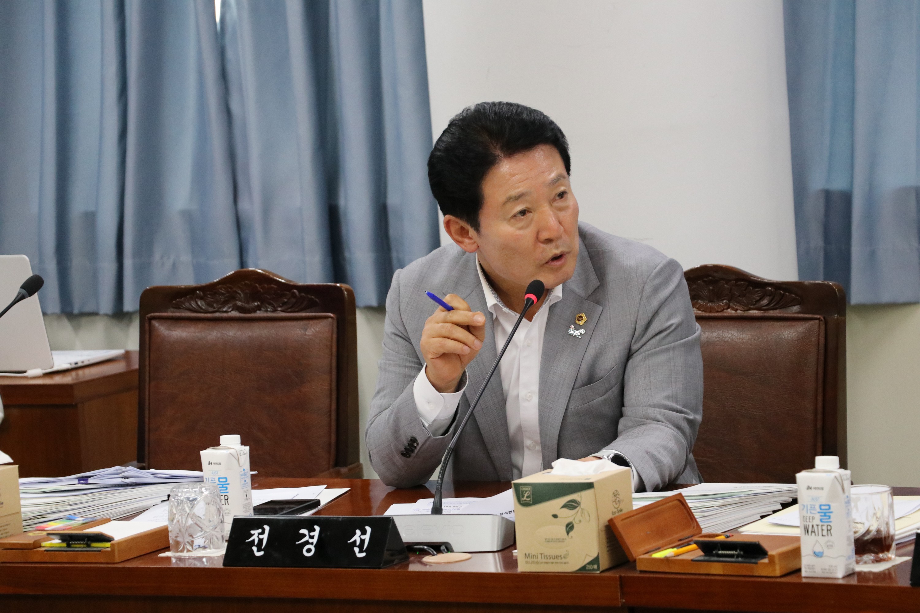 제391회 정례회 기획행정위원회 회의 첨부이미지 : 25년06월10일 제391회 정례회 기획행정위원회 회의 - 005.jpg