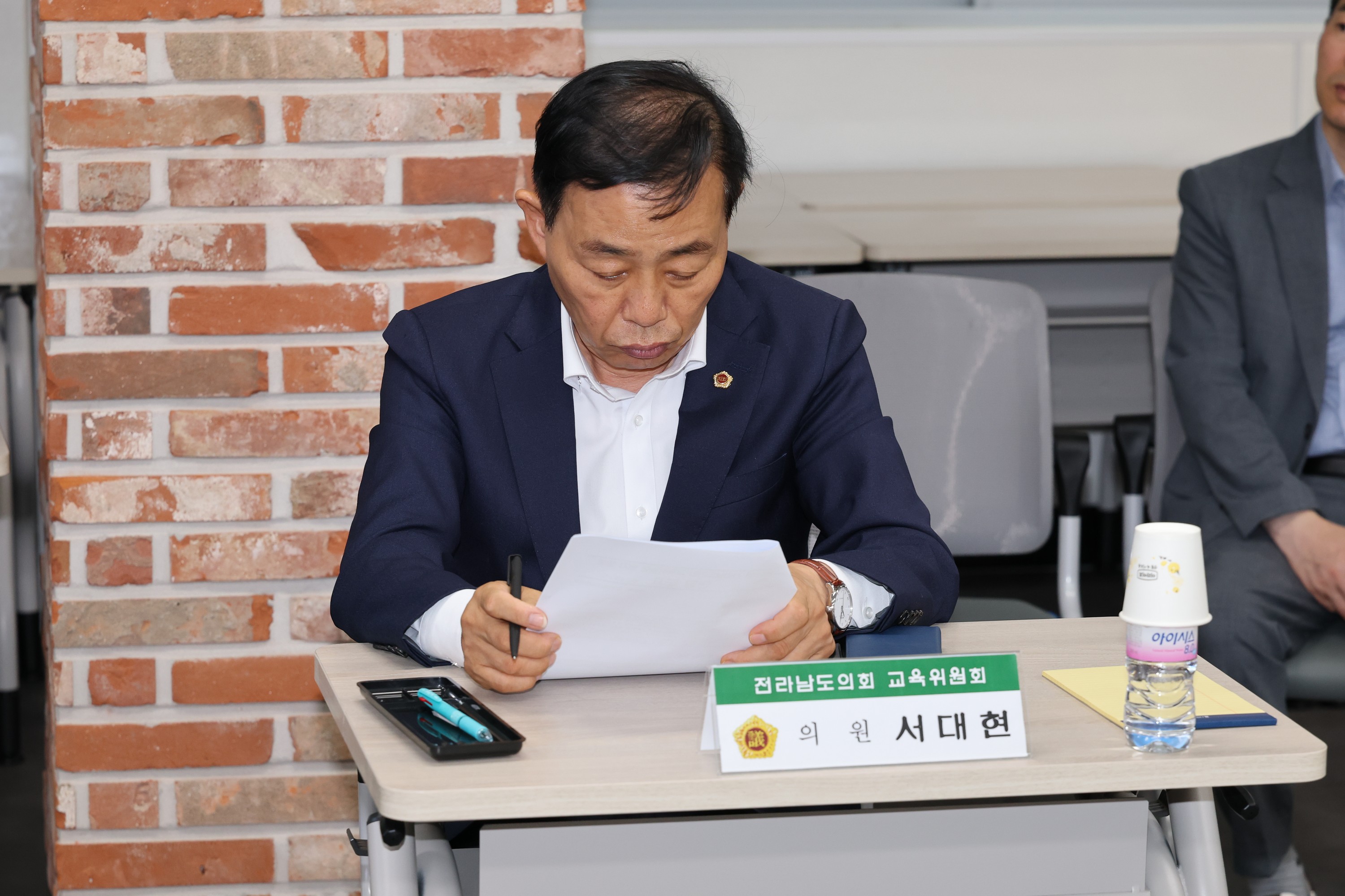 제391회 정례회 교육위원회 순천매산고등학교 현지활동 첨부이미지 : 25년06월10일 제391회 정례회 교육위원회 순천매산고등학교 현지활동 - 018.jpg