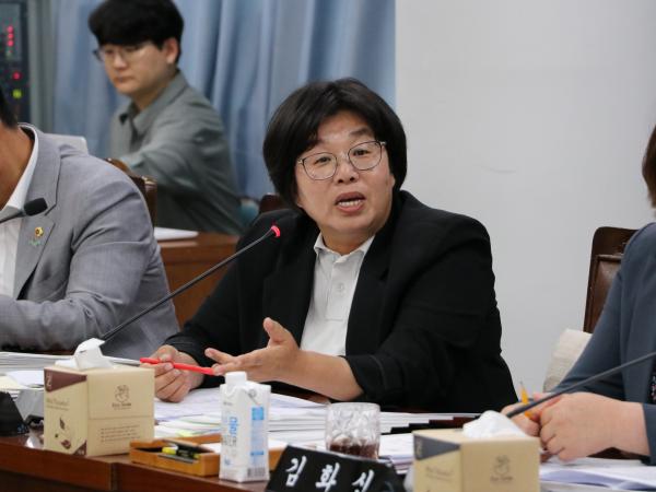 제391회 정례회 기획행정위원회 회의 첨부이미지 : 25년06월10일 제391회 정례회 기획행정위원회 회의 - 008.jpg