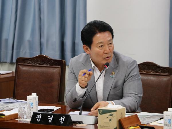 제391회 정례회 기획행정위원회 회의 첨부이미지 : 25년06월10일 제391회 정례회 기획행정위원회 회의 - 004.jpg