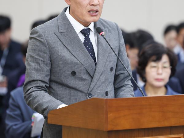 제391회 제1차 정례회 교육위원회 회의 첨부이미지 : 25년06월09일 제391회 제1차 정례회 교육위원회 회의 (35).jpg