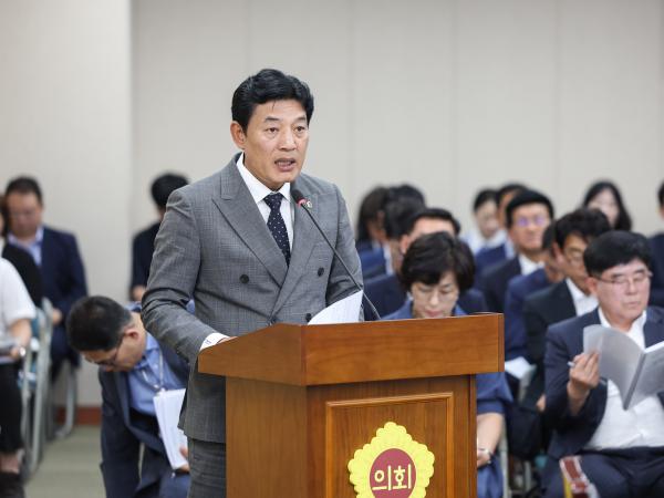 제391회 제1차 정례회 교육위원회 회의 첨부이미지 : 25년06월09일 제391회 제1차 정례회 교육위원회 회의 (36).jpg