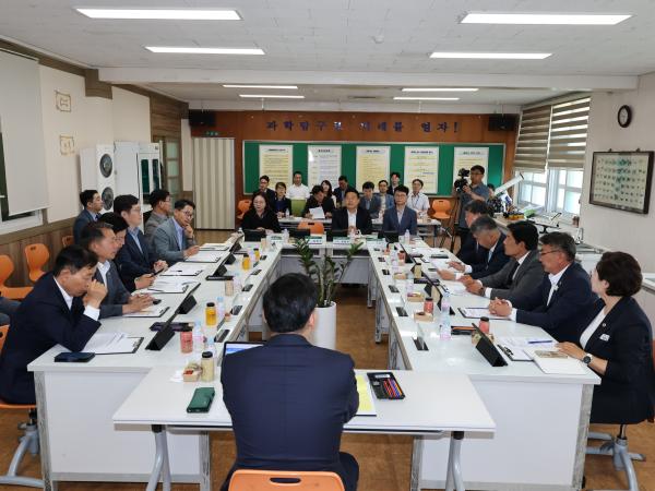 제391회 정례회 교육위원회 순천북초등학교 현지활동 첨부이미지 : 25년06월10일 제391회 정례회 교육위원회 순천북초등학교 현지활동 - 005.jpg