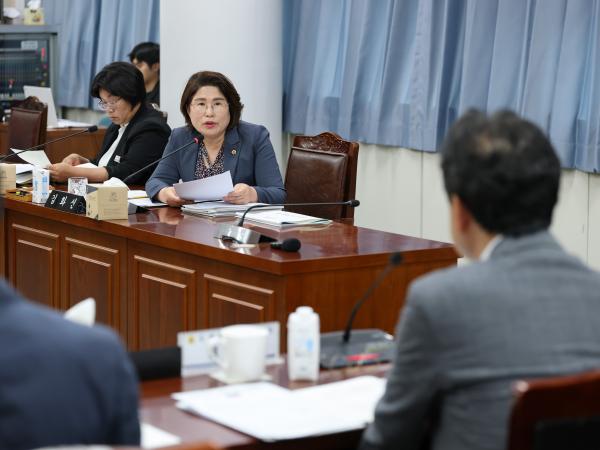 제391회 정례회 기획행정위원회 회의 첨부이미지 : 25년06월10일 제391회 정례회 기획행정위원회 회의 - 023.jpg