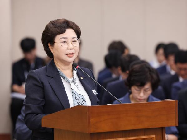제391회 제1차 정례회 교육위원회 회의 첨부이미지 : 25년06월09일 제391회 제1차 정례회 교육위원회 회의 (25).jpg
