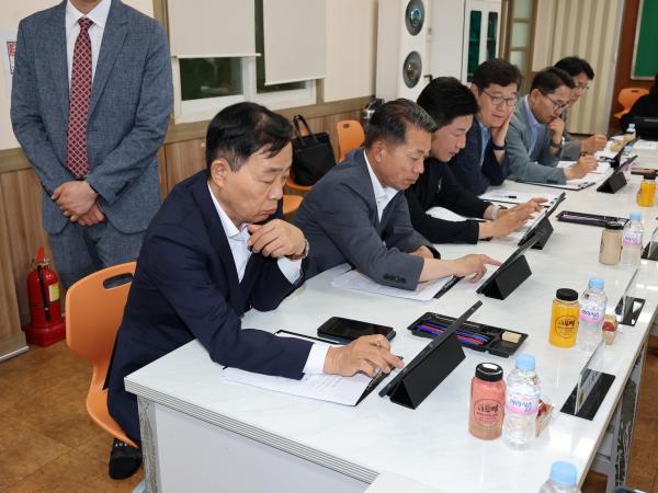 제391회 정례회 교육위원회 순천북초등학교 현지활동 첨부이미지 : 25년06월10일 제391회 정례회 교육위원회 순천북초등학교 현지활동 - 030.jpg