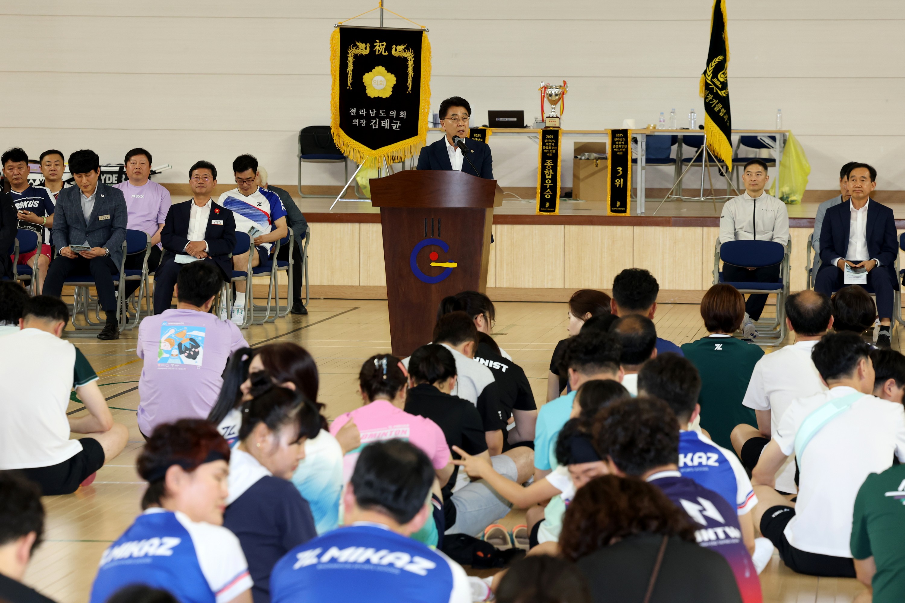 제7회 전라남도의장기 클럽최강전 배드민턴 대회 첨부이미지 : 25년06월14일 제7회 전라남도의장기 배드민턴 대회 - 012.jpg