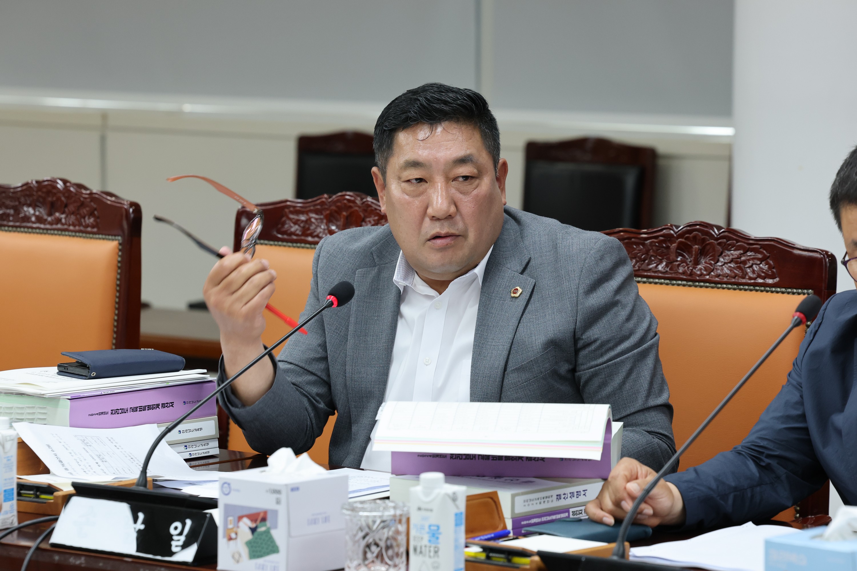 전라남도교육비특별회계 2024회계연도 결산 및 예비비 승인 심사 첨부이미지 : 25년06월13일 전라남도교육비택별회계 2024회계연도 결산 및 예비비 심사 - 065.jpg