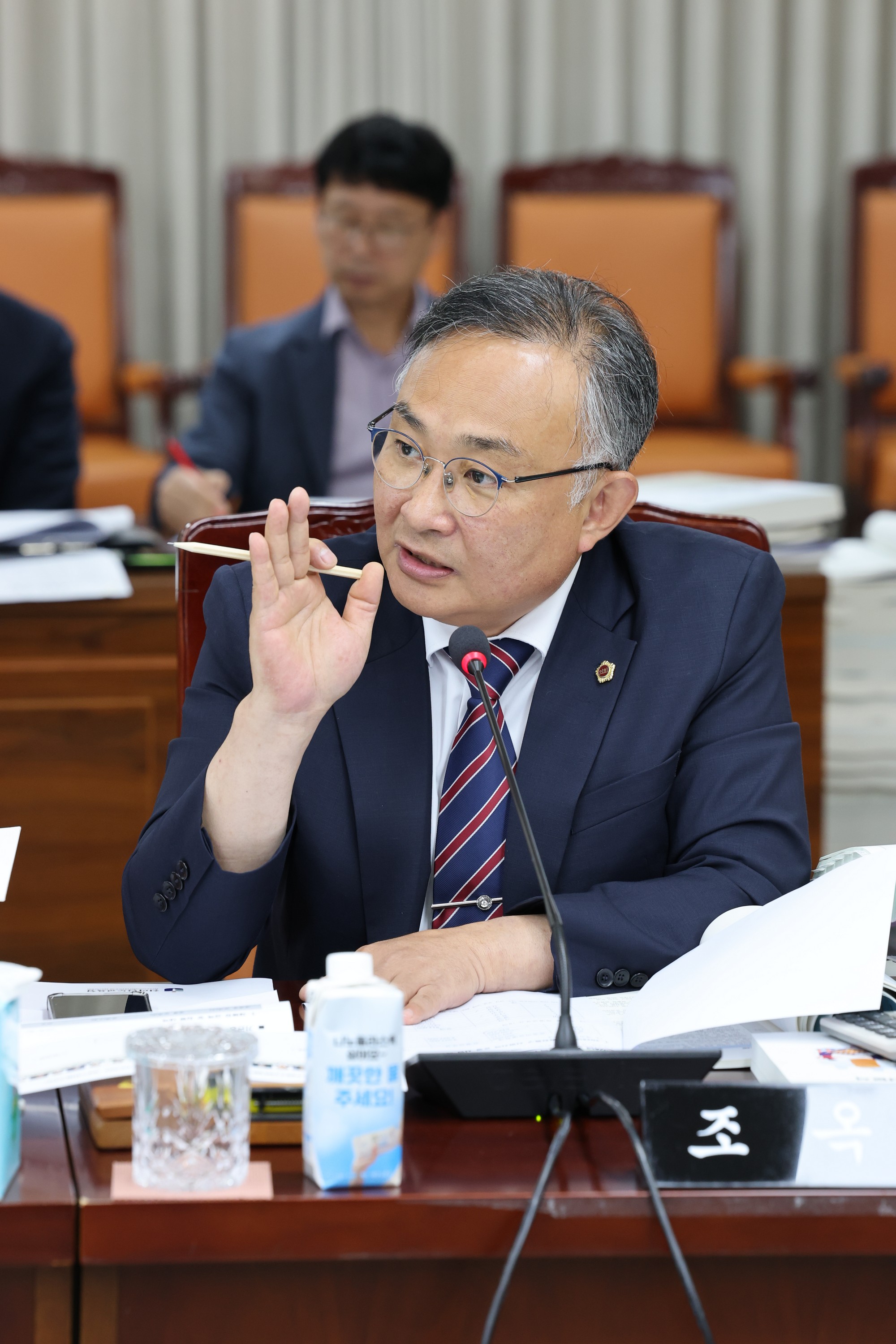 전라남도교육비특별회계 2024회계연도 결산 및 예비비 승인 심사 첨부이미지 : 25년06월13일 전라남도교육비택별회계 2024회계연도 결산 및 예비비 심사 - 040.jpg