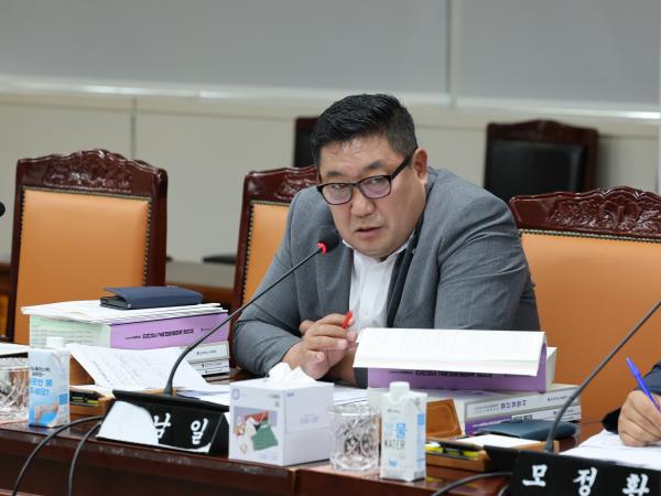 전라남도교육비특별회계 2024회계연도 결산 및 예비비 승인 심사 첨부이미지 : 25년06월13일 전라남도교육비택별회계 2024회계연도 결산 및 예비비 심사 - 067.jpg