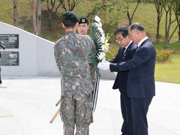 제70회 현충일 추념식 첨부이미지 : 25년06월06일 제70회 현충일 추념식 - 034.jpg
