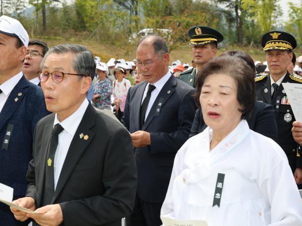제70회 현충일 추념식 첨부이미지 : 25년06월06일 제70회 현충일 추념식 - 056.jpg