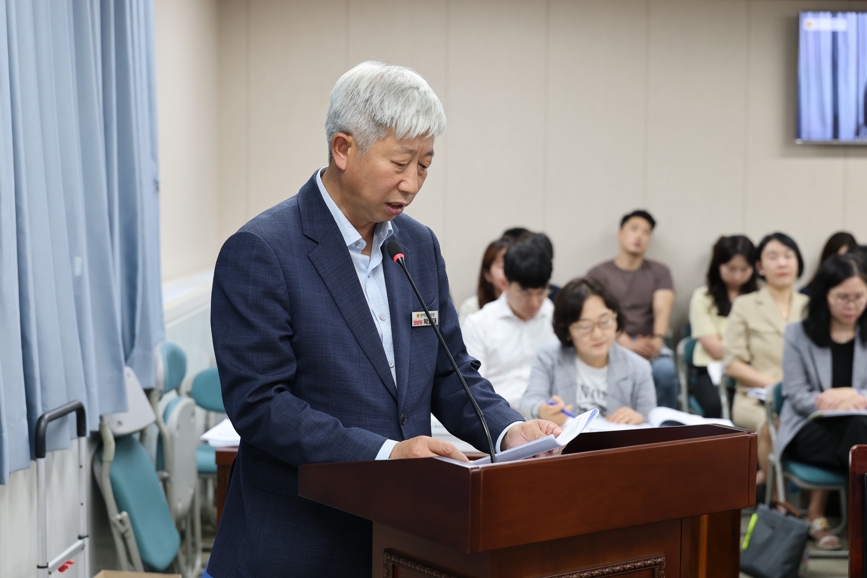 제391회 정례회 보건복지환경위원회 회의 첨부이미지 : 25년06월09일 제391회 정례회 보건복지환경위원회 회의 - 034.jpg