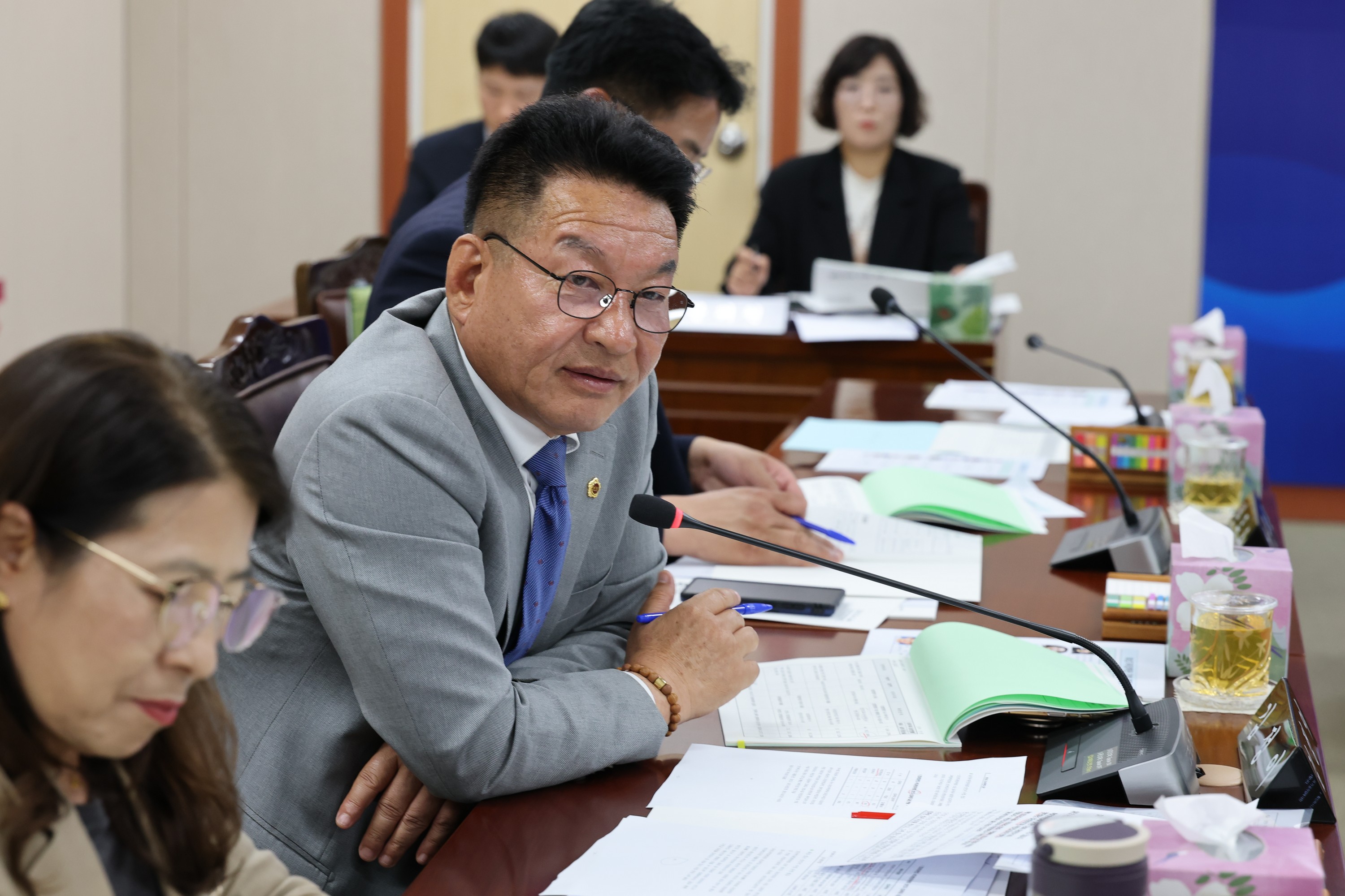 제391회 정례회 보건복지환경위원회 회의 첨부이미지 : 25년06월09일 제391회 정례회 보건복지환경위원회 회의 - 040.jpg