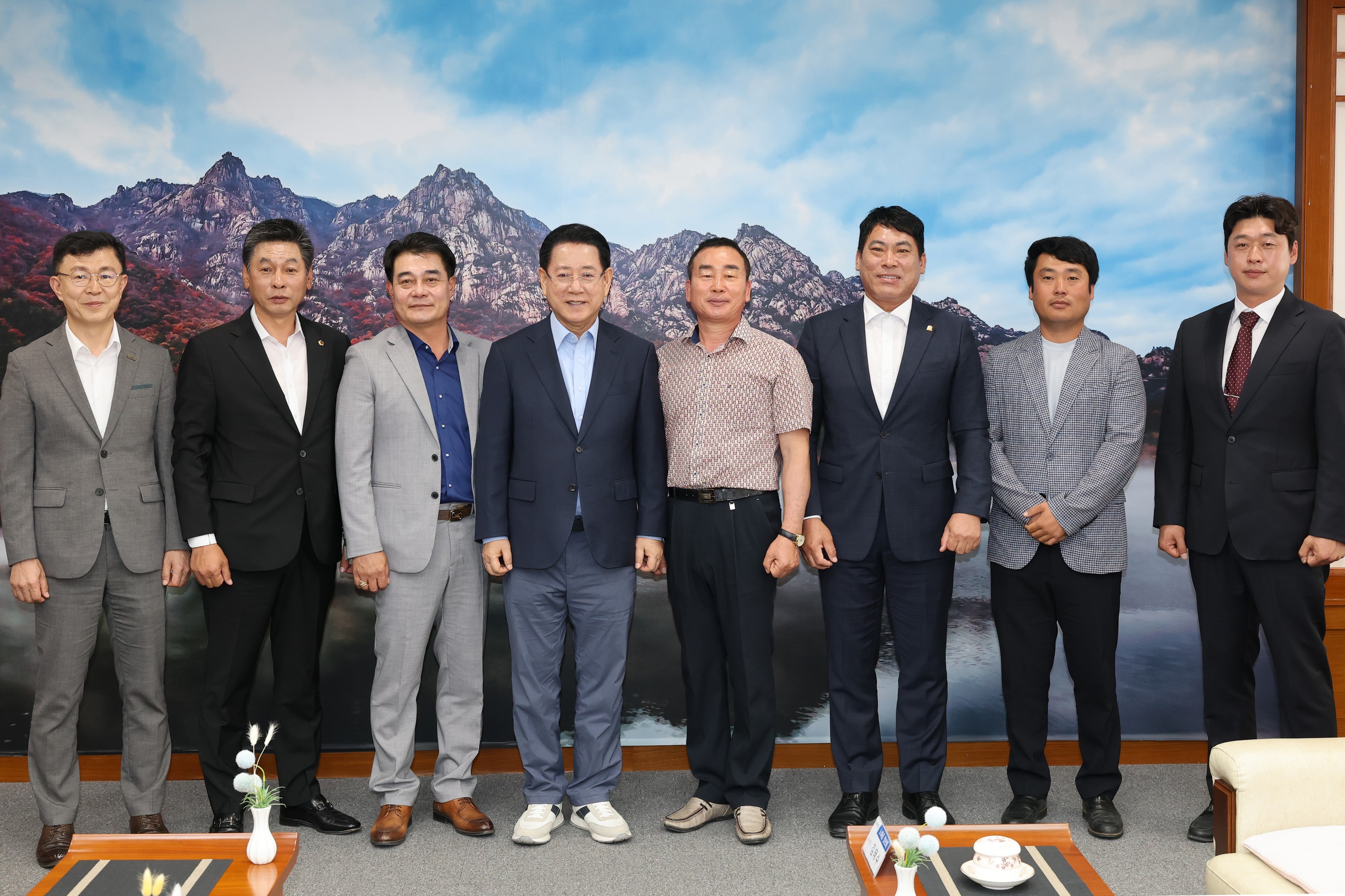 완도군 노화읍 청년회와 간담회 첨부이미지 : 25년06월09일 완도 노화읍 청년회와 간담회 - 006.jpg