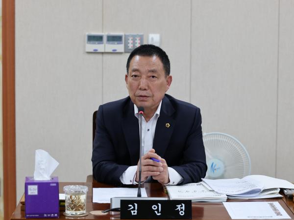 제391회 정례회 안전건설소방위원회 회의 첨부이미지 : 25년06월09일 제391회 정례회 안전건설소방위원회 회의 - 035.jpg