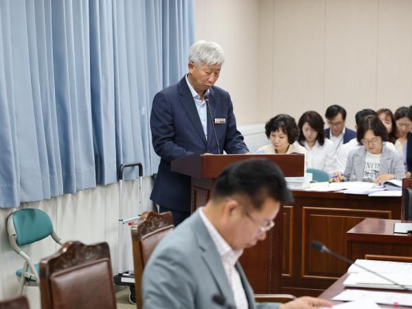 제391회 정례회 보건복지환경위원회 회의 첨부이미지 : 25년06월09일 제391회 정례회 보건복지환경위원회 회의 - 035.jpg