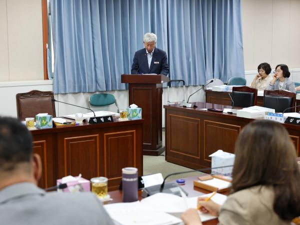 제391회 정례회 보건복지환경위원회 회의 첨부이미지 : 25년06월09일 제391회 정례회 보건복지환경위원회 회의 - 032.jpg