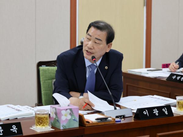 제391회 정례회 보건복지환경위원회 회의 첨부이미지 : 25년06월09일 제391회 정례회 보건복지환경위원회 회의 - 015.jpg