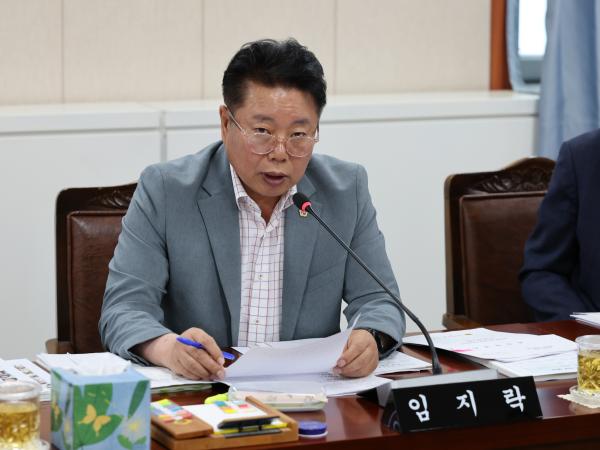 제391회 정례회 보건복지환경위원회 회의 첨부이미지 : 25년06월09일 제391회 정례회 보건복지환경위원회 회의 - 024.jpg