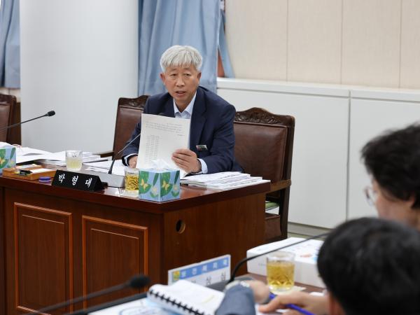 제391회 정례회 보건복지환경위원회 회의 첨부이미지 : 25년06월09일 제391회 정례회 보건복지환경위원회 회의 - 018.jpg