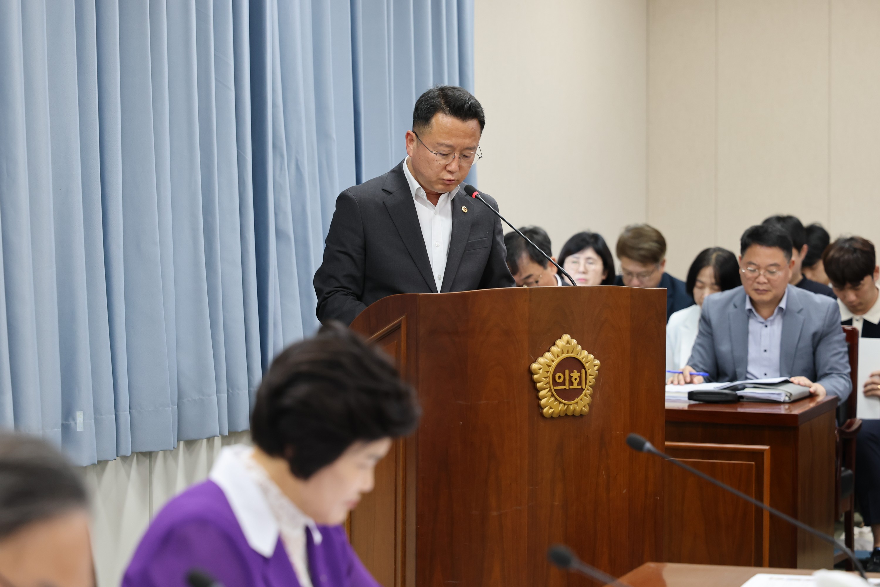 제391회 제1차 정례회 경제관광문화위원회 회의 첨부이미지 : 25년06월05일 제391회 제1차 정례회 경제관광문화위원회 회의 - 019.jpg