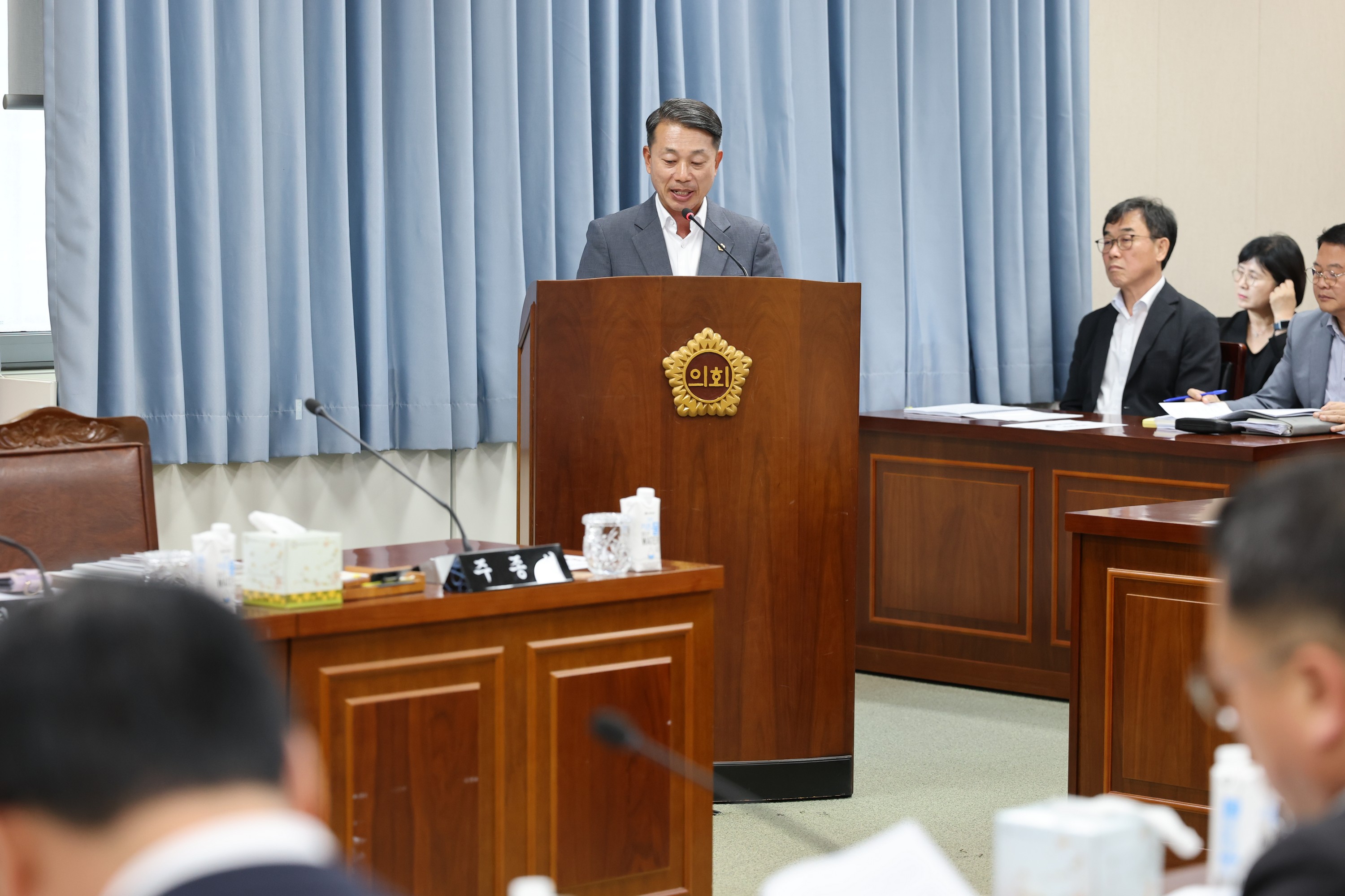 제391회 제1차 정례회 경제관광문화위원회 회의 첨부이미지 : 25년06월05일 제391회 제1차 정례회 경제관광문화위원회 회의 - 011.jpg