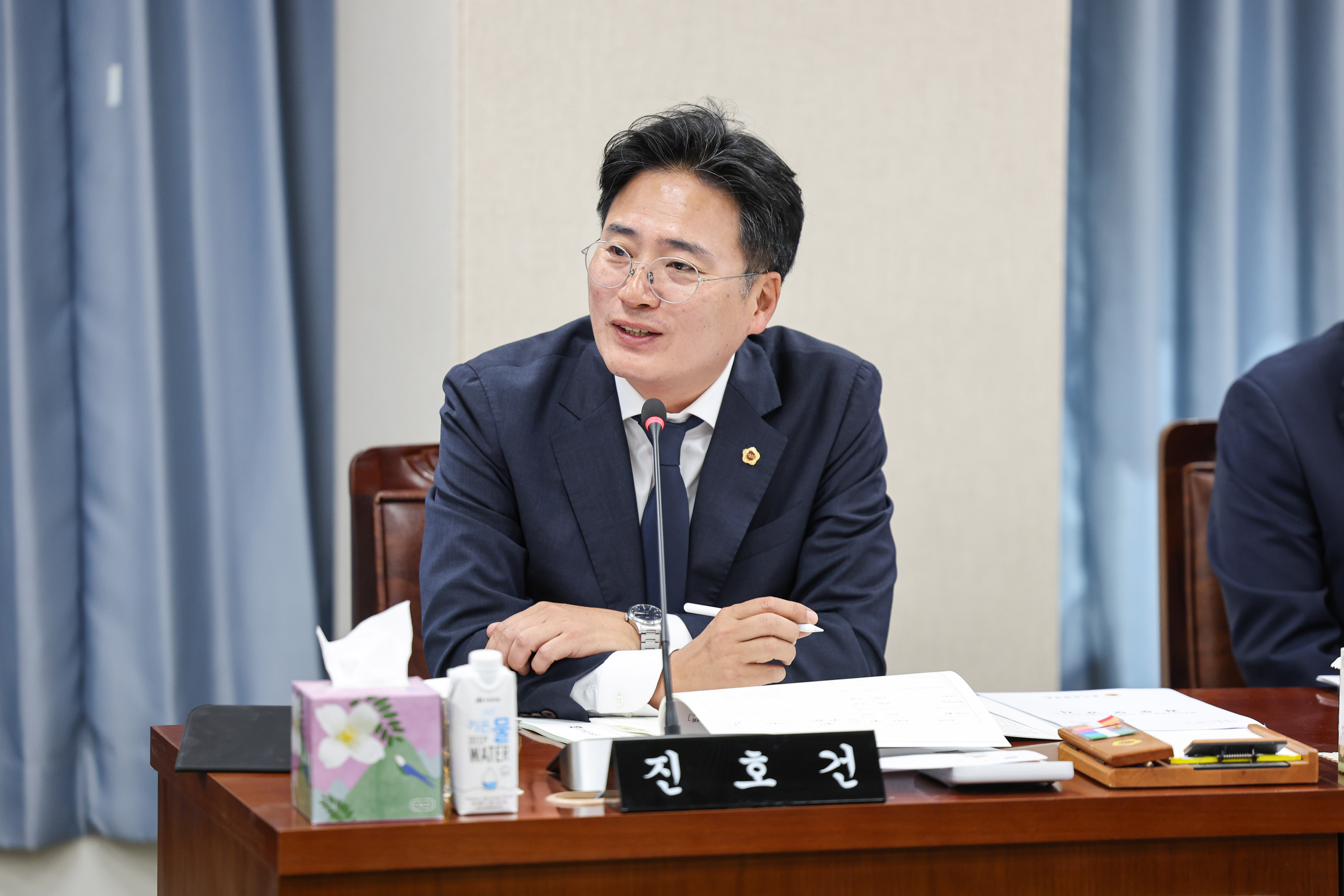 제391회 정례회 농수산위원회 회의 첨부이미지 : 25년06월05일 제391회 정례회 농수산위원회 회의_(14).jpg