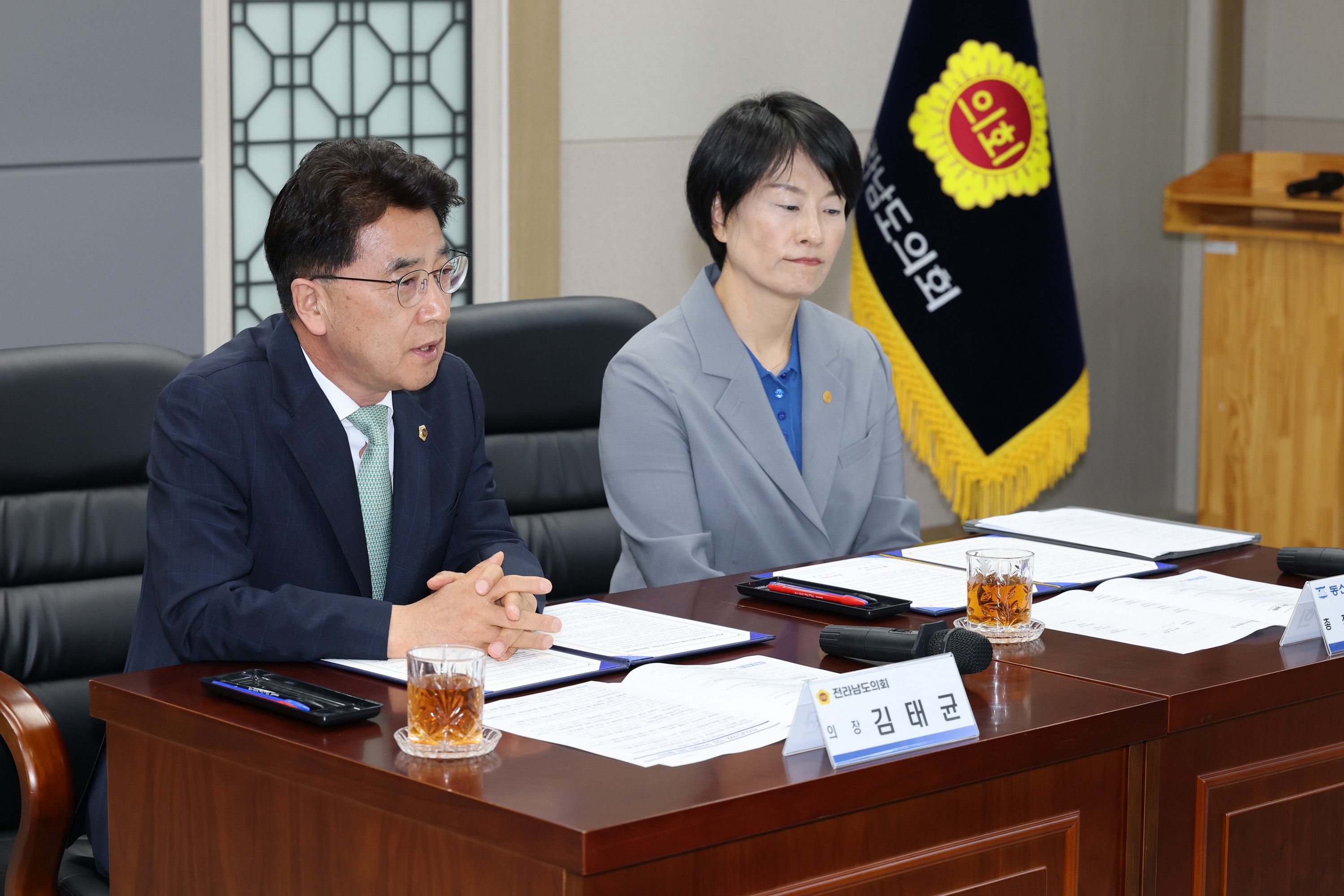 전라남도의회-동신대학교 2025년 전라남도의회 의정 아카데미 위탁 협약식 첨부이미지 : 25년06월05일 전남도의회 - 동신대학교 2025년 전라남도의회 의정 아카데미 위탁 협약식 - 007.jpg