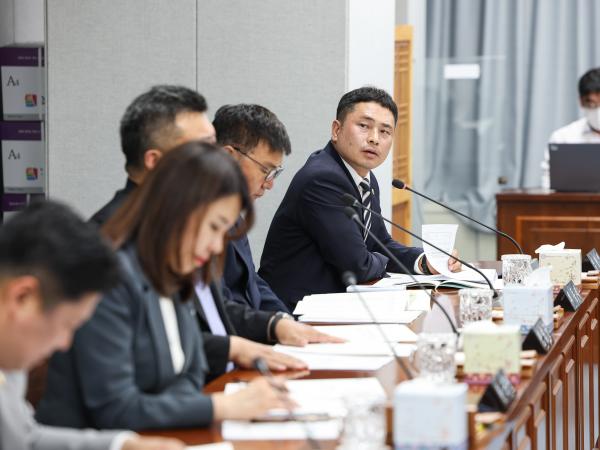 제391회 정례회 제1차 의회운영위원회 회의 첨부이미지 : 25년06월05일 제391회 정례회 제1차 운영위원회 회의_36.jpg