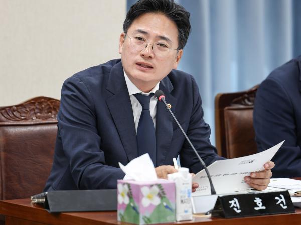 제391회 정례회 농수산위원회 회의 첨부이미지 : 25년06월05일 제391회 정례회 농수산위원회 회의_(13).jpg