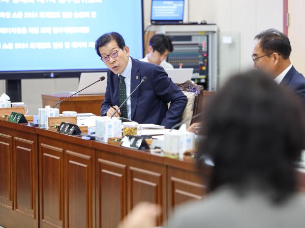 제391회 정례회 농수산위원회 회의 첨부이미지 : 25년06월05일 제391회 정례회 농수산위원회 회의_(25).jpg