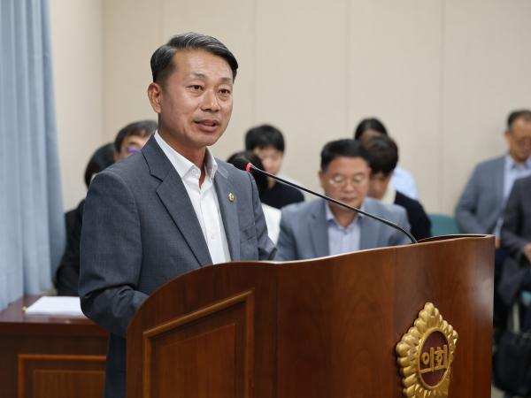 제391회 제1차 정례회 경제관광문화위원회 회의 첨부이미지 : 25년06월05일 제391회 제1차 정례회 경제관광문화위원회 회의 - 010.jpg
