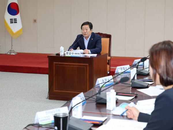 해양융합 에너지 연구회 정책연구용역 착수보고회 첨부이미지 : 25년06월05일 해양융합 에너지 연구회 정책연구용역 착수보고회 - 004.jpg